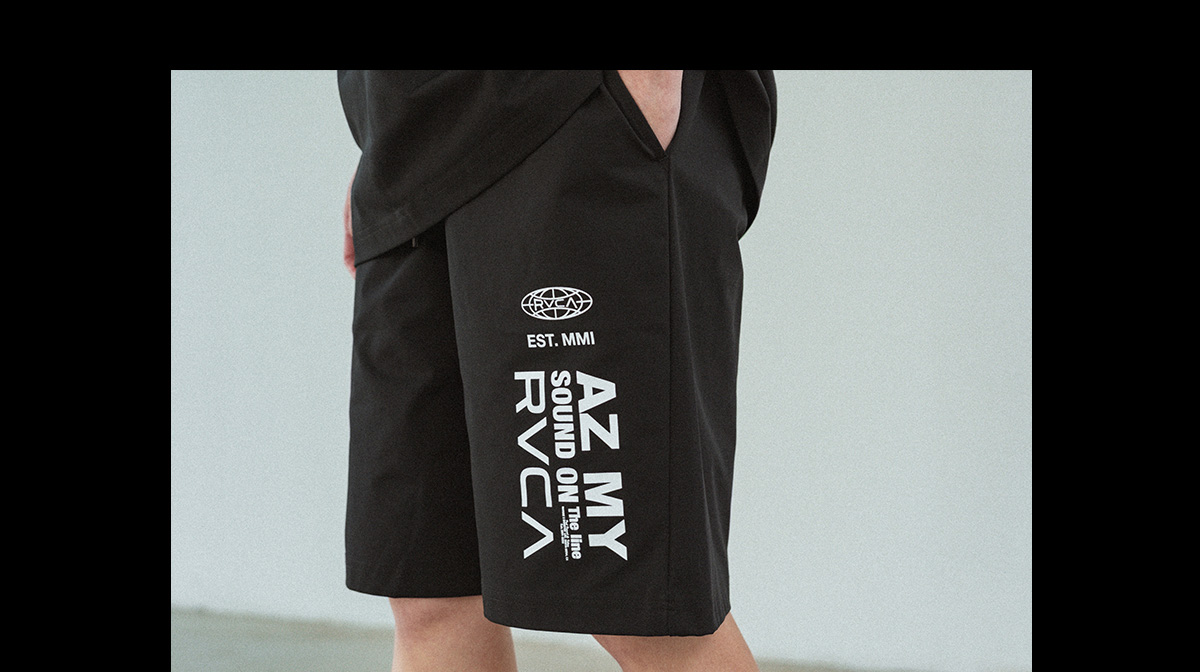 RVCA×AZUL ショートパンツ