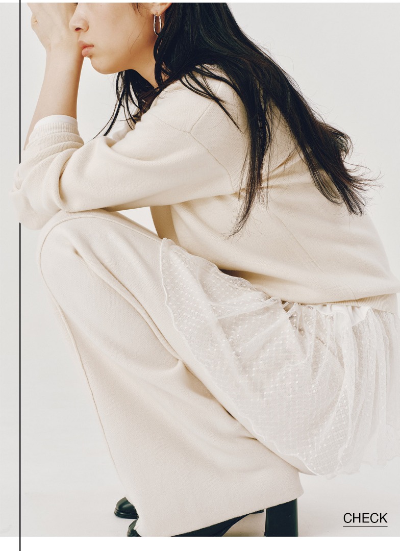 ITEM FOCUS by AZUL MAG 2026 AUTUMN SEASON～毎日着たい理由がある「格上げニット」